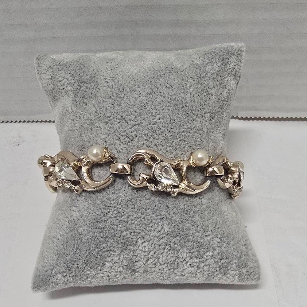 Vintage Gold Tone Scroll Link Bracelet Faux Pearl Crystal Rhinestone 7.25in